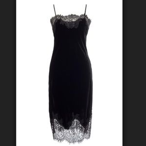 Gold Hawk black velvet and lace dress size Medium